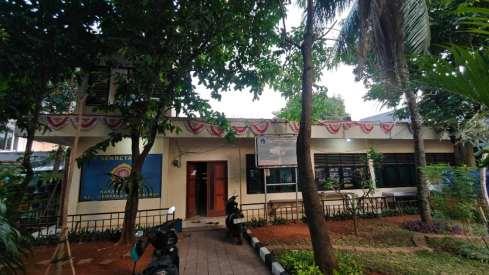 Tampak depan Gedung Sekretariat Karang Taruna